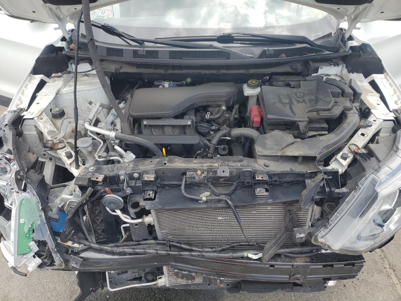 JN1BJ1CR5HW117428 NISSAN ROGUE 2017