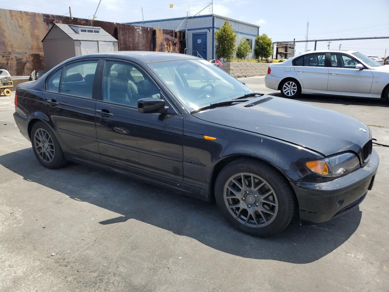 WBAET37444NH05853 2004 BMW 325 I