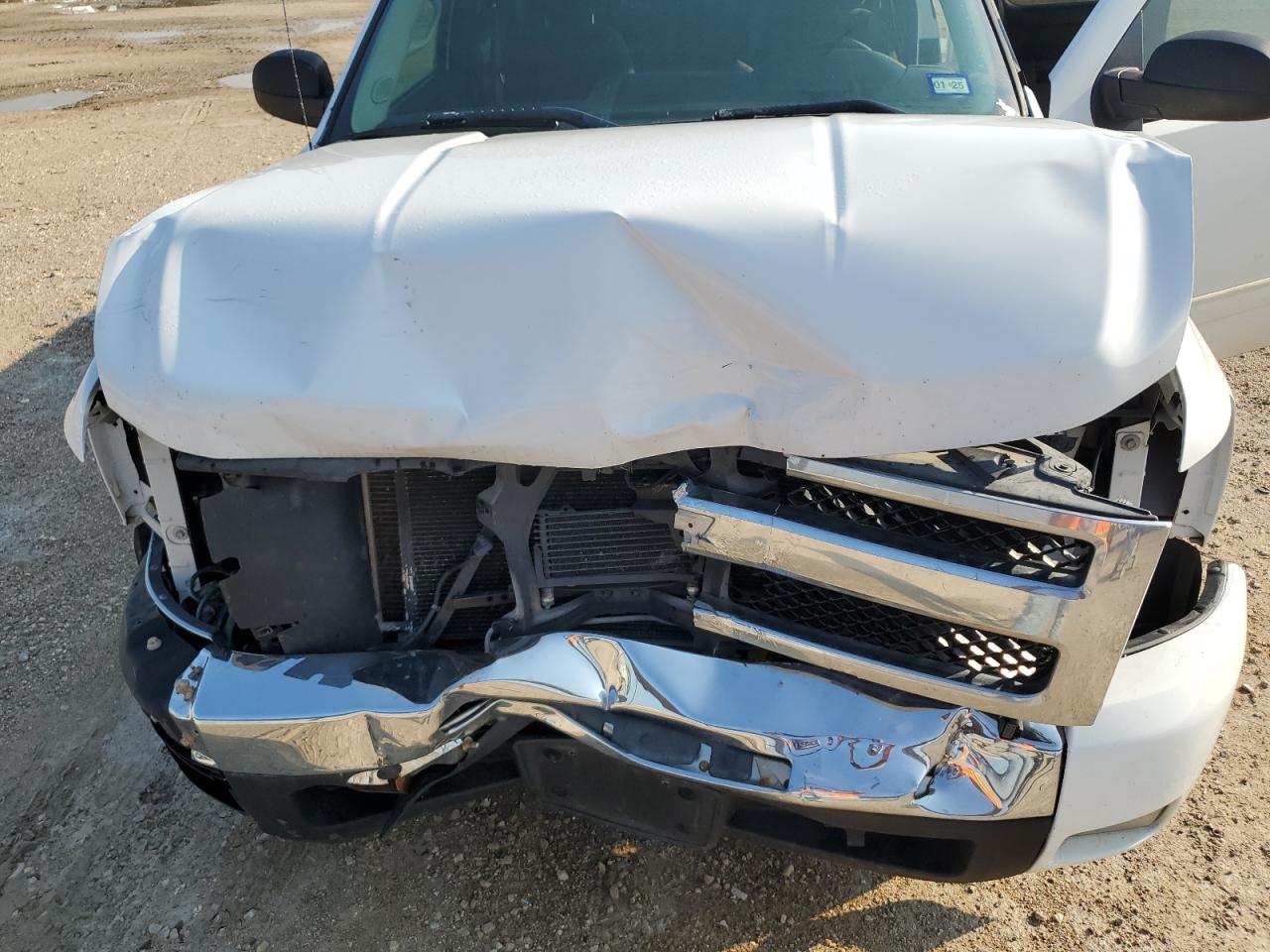 1GCRCSE08BZ322953 2011 Chevrolet Silverado C1500 Lt