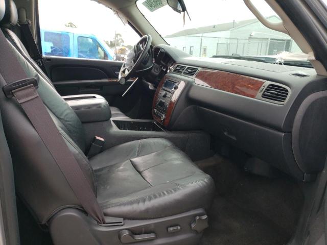 VIN 1GNSKBE04DR137894 2013 Chevrolet Tahoe, K1500 Lt no.7