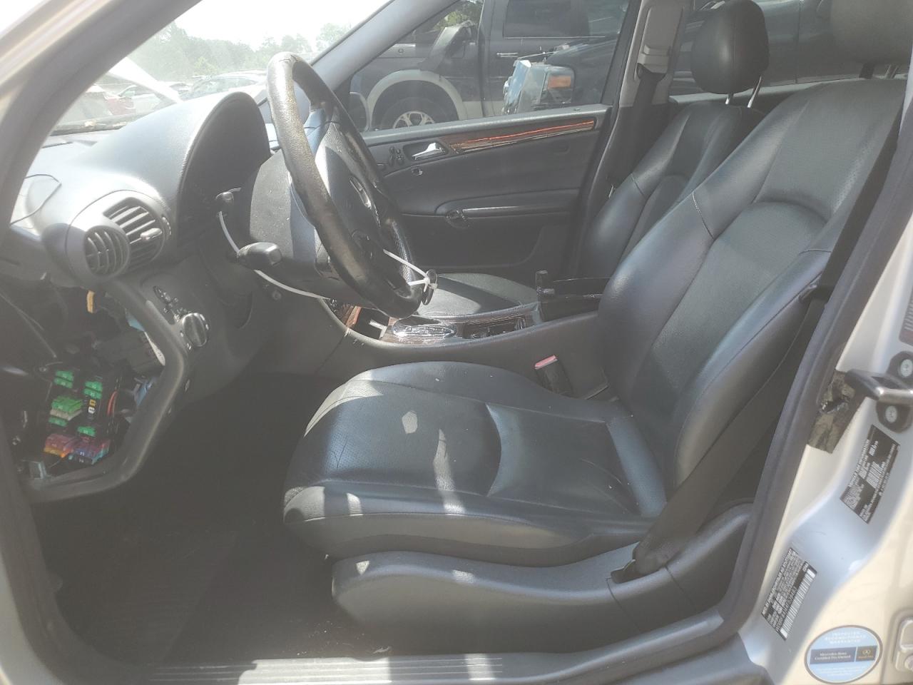 WDBRF84J44F538483 2004 Mercedes-Benz C 320 4Matic