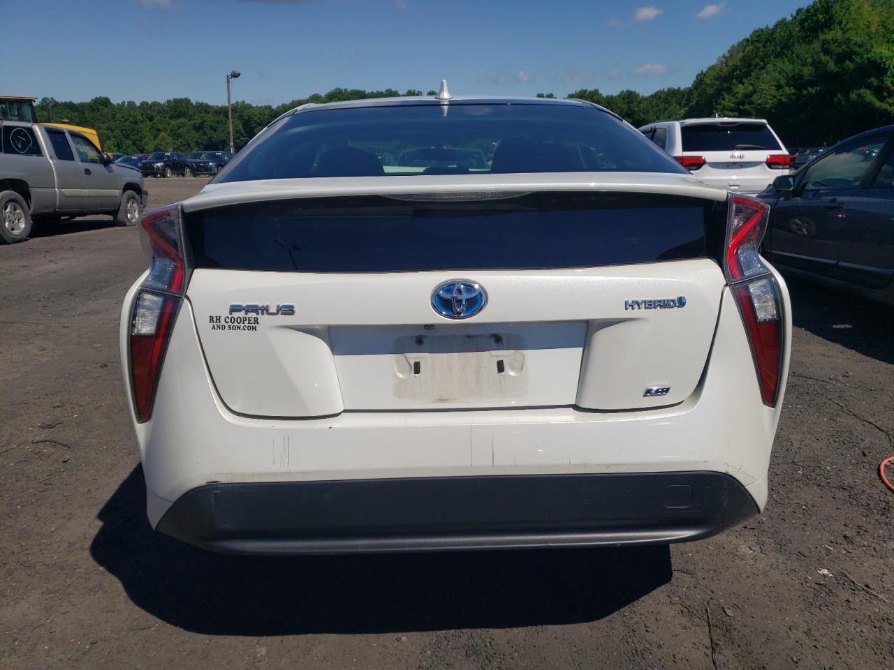JTDKARFU6G3013431 2016 Toyota Prius