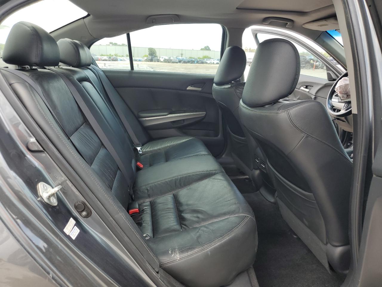 1HGCP2F84AA028169 2010 Honda Accord Exl