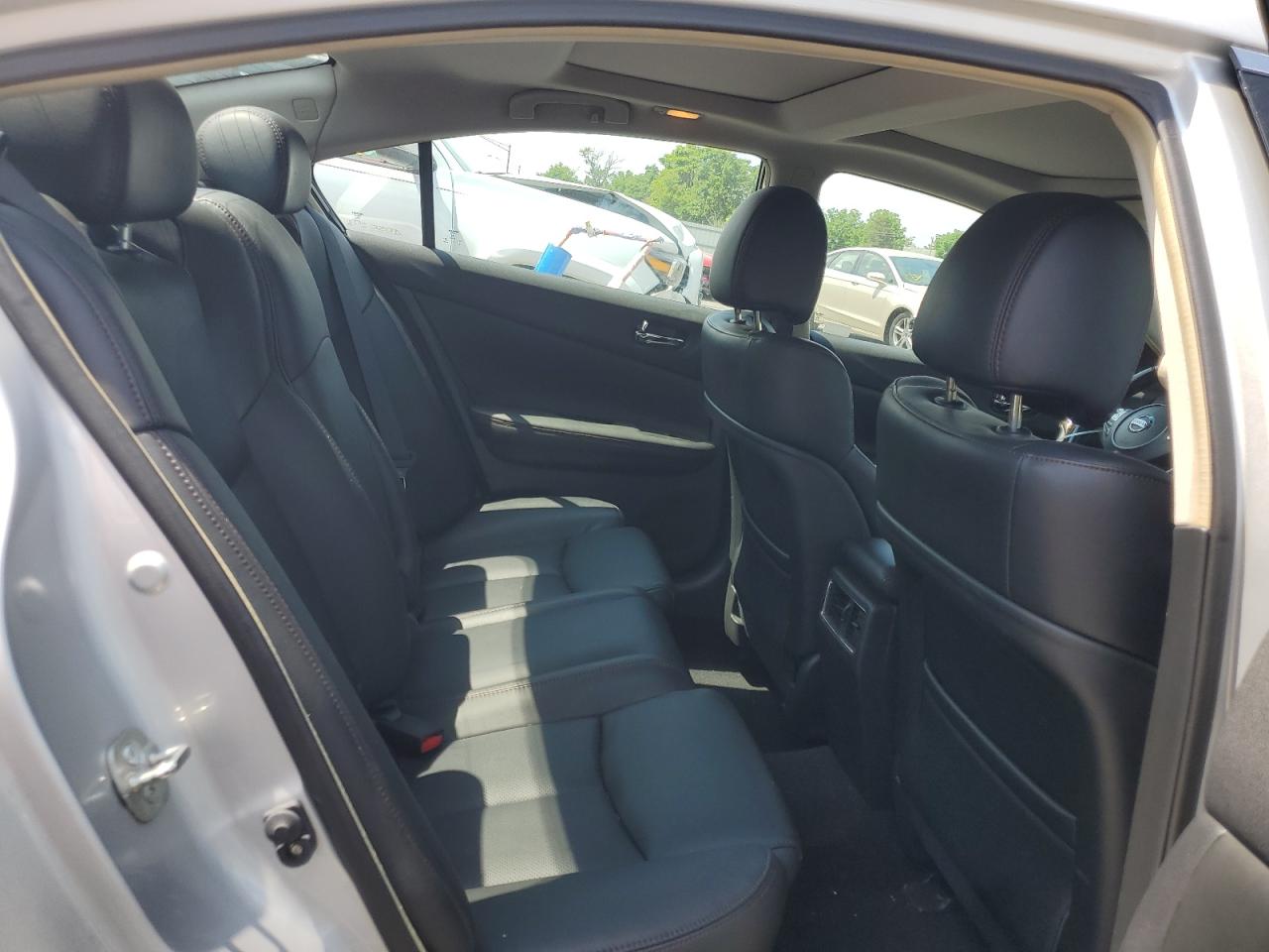 1N4AA5AP8BC812373 2011 Nissan Maxima S