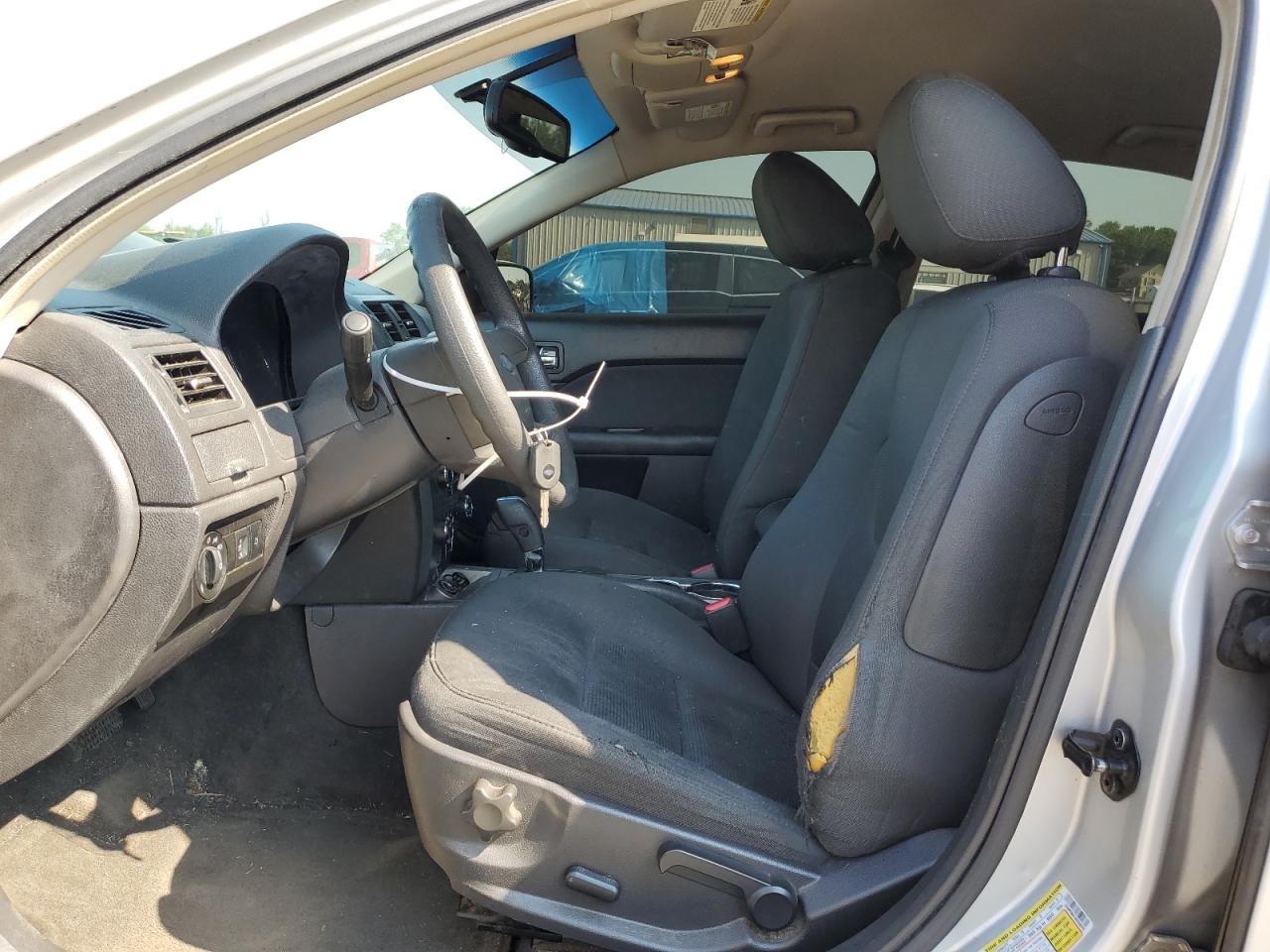 3FAHP0HA1AR258076 2010 Ford Fusion Se