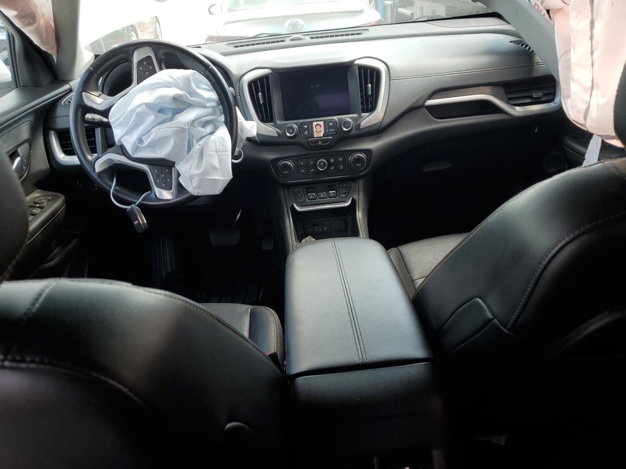 3GKALVEV5LL246163 2020 GMC Terrain Slt