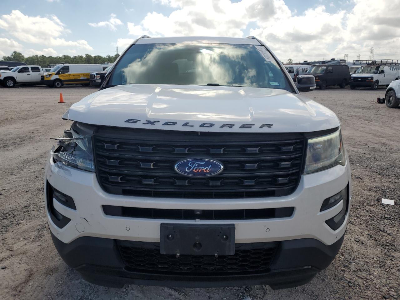1FM5K8GT2HGA40108 FORD EXPLORER 2017