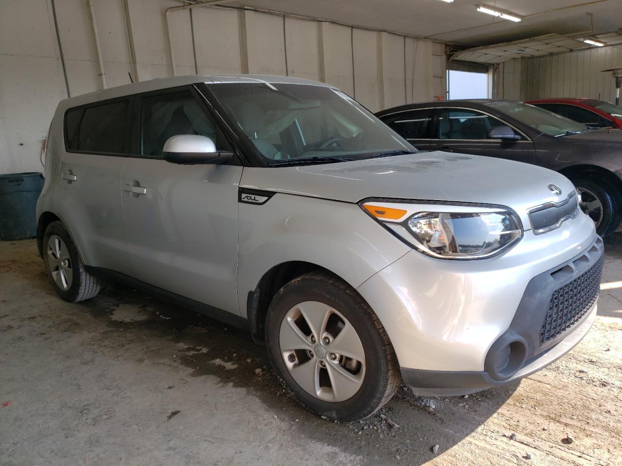 2016 Kia Soul vin: KNDJN2A26G7875229