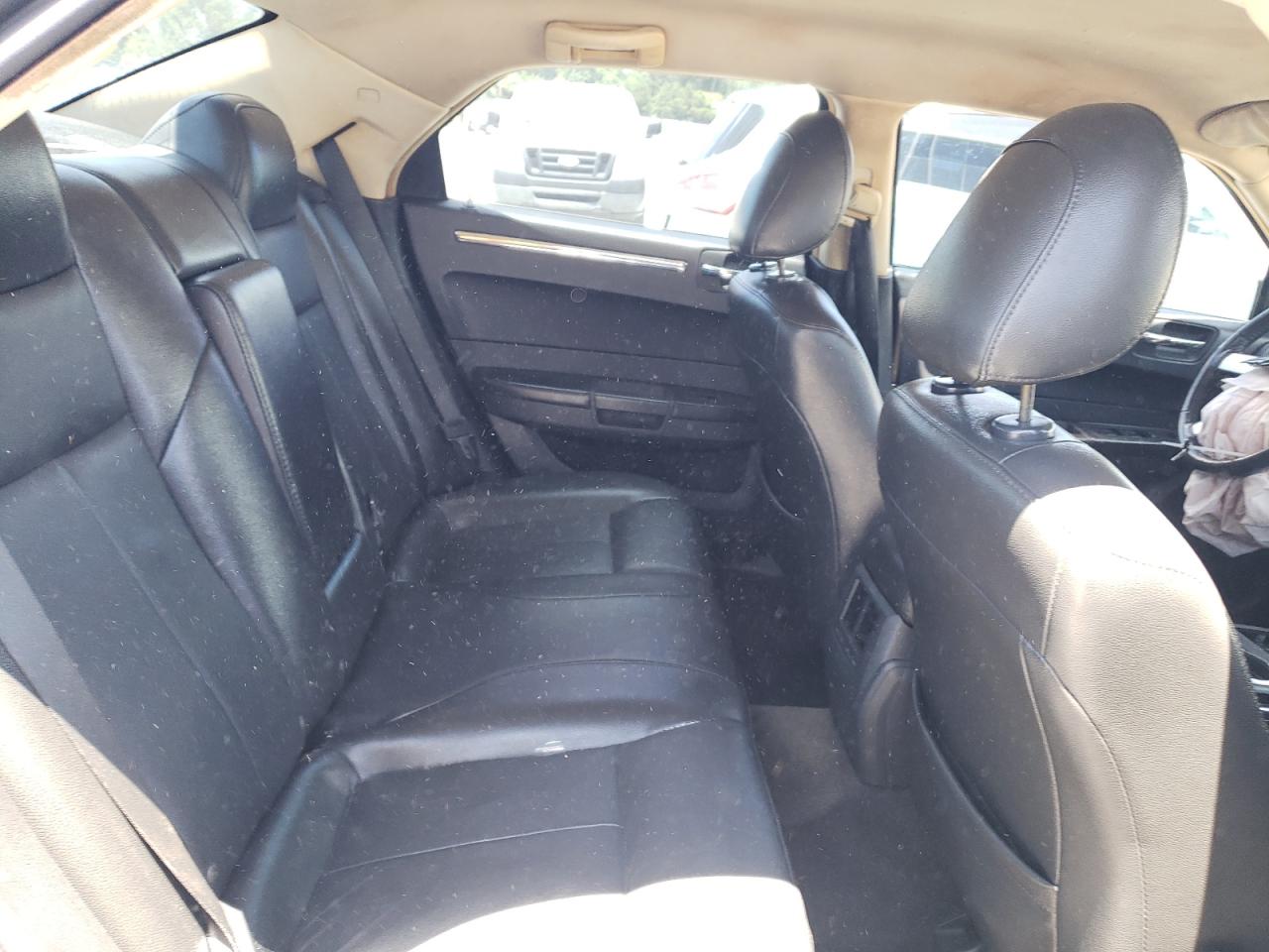 2C3CA5CV1AH225253 2010 Chrysler 300 Touring