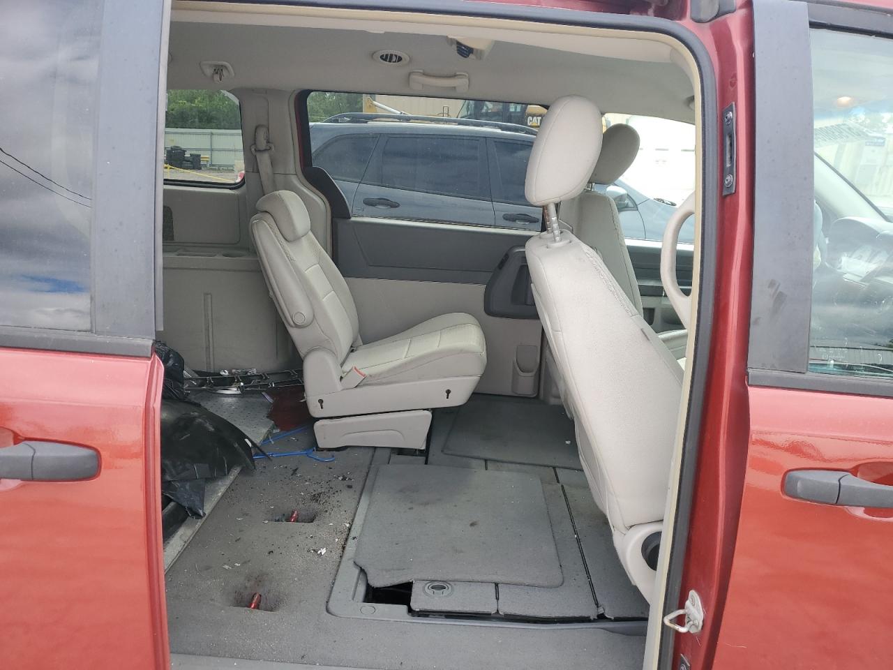 2A8HR44H38R613627 2008 Chrysler Town & Country Lx