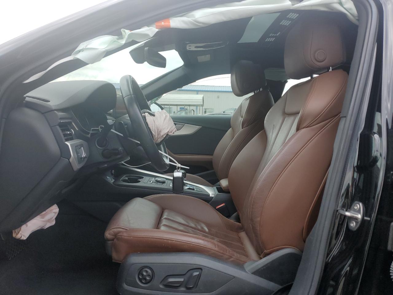 WAUDNAF43JA151992 2018 Audi A4 Premium