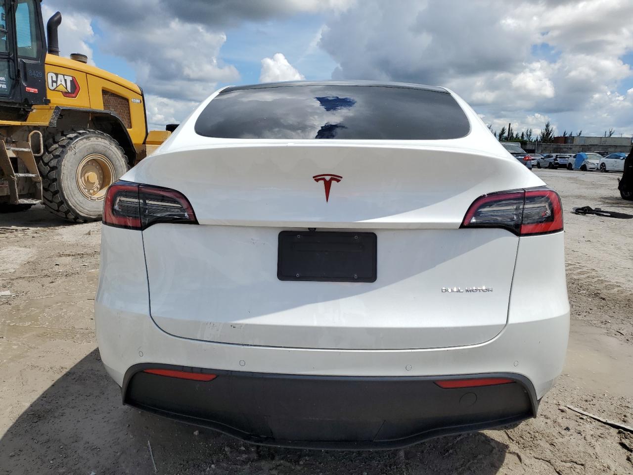 5YJYGDEE2LF051578 2020 Tesla Model Y