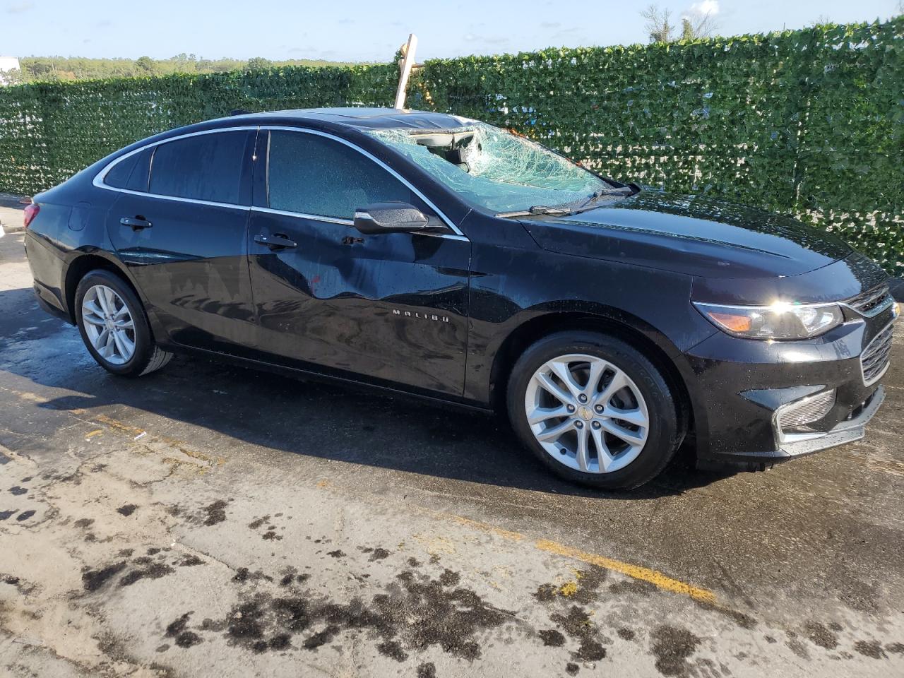 1G1ZD5ST7JF141512 2018 Chevrolet Malibu Lt