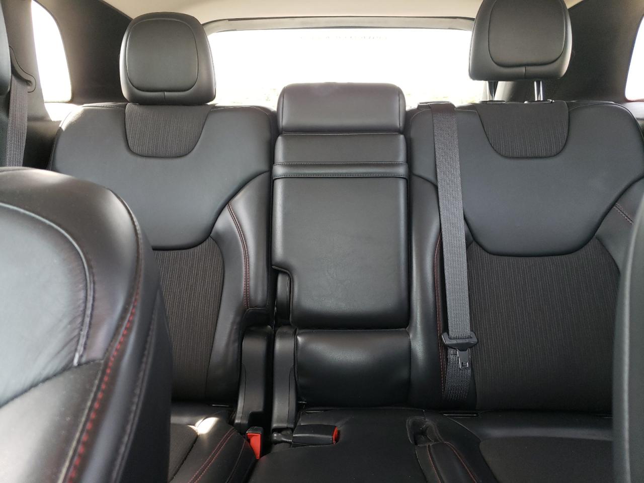 1C4PJMBX3JD585938 2018 Jeep Cherokee Trailhawk