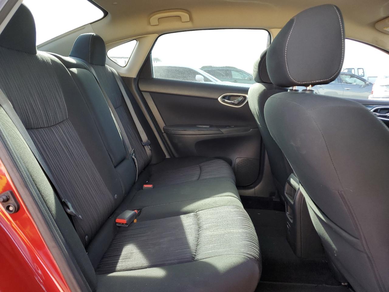 3N1AB7AP4KY333705 2019 Nissan Sentra S