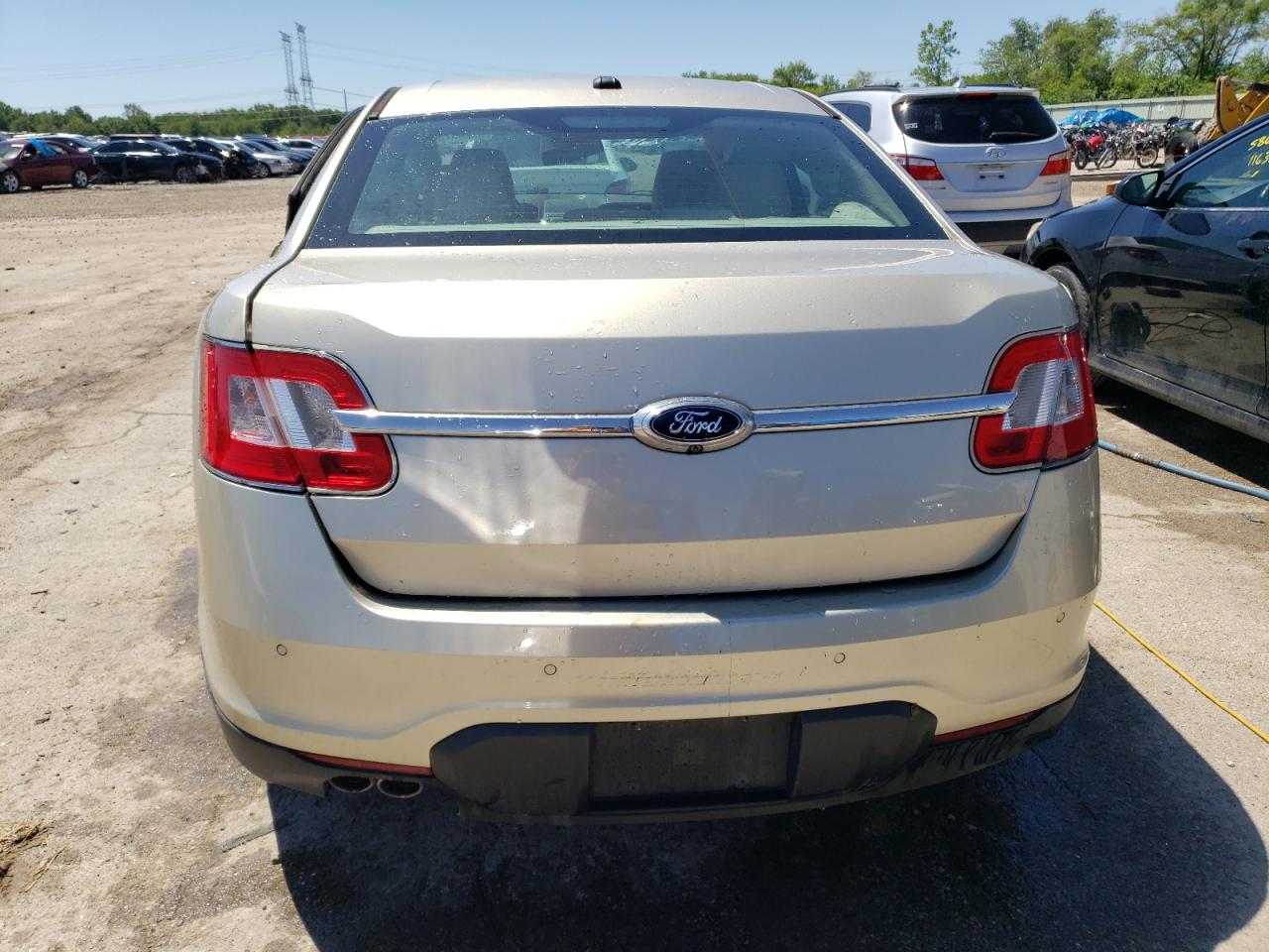 1FAHP2FWXBG189293 2011 Ford Taurus Limited