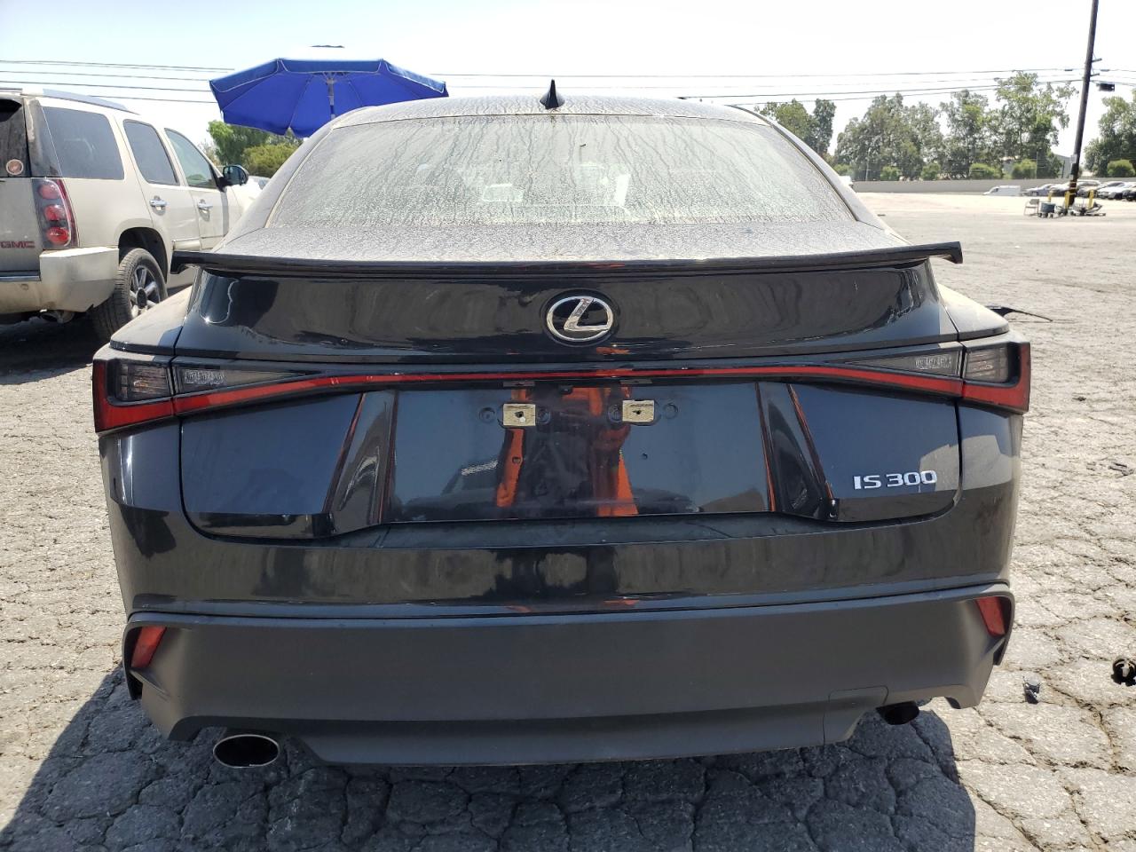 JTHAA1D21N5119588 2022 Lexus Is 300