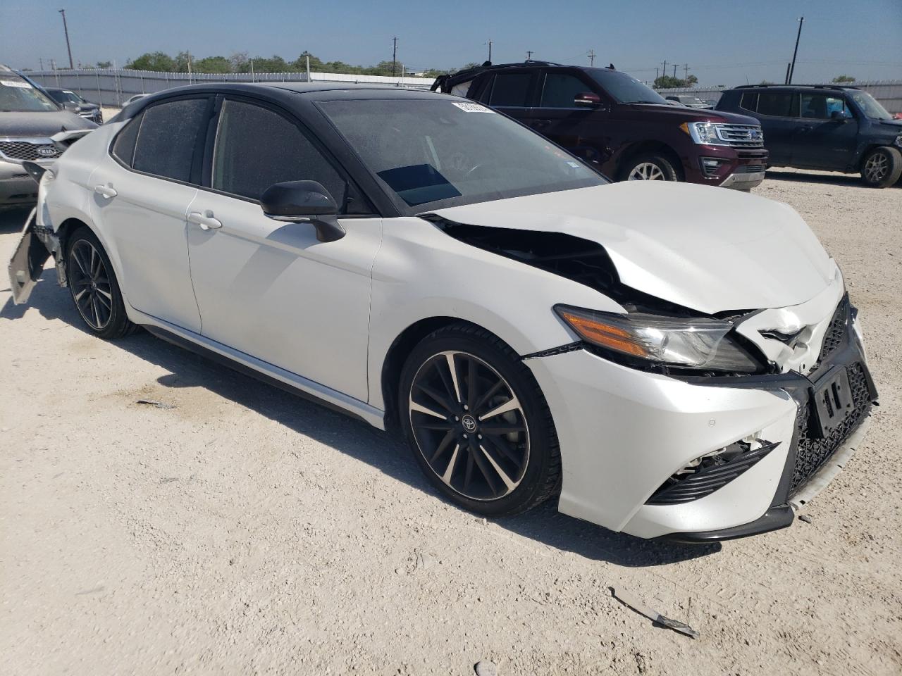 2019 Toyota Camry Xse vin: 4T1BZ1HK6KU030752