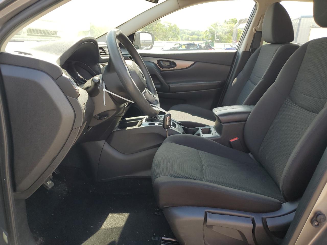 JN1BJ1CP4KW238330 NISSAN ROGUE 2019