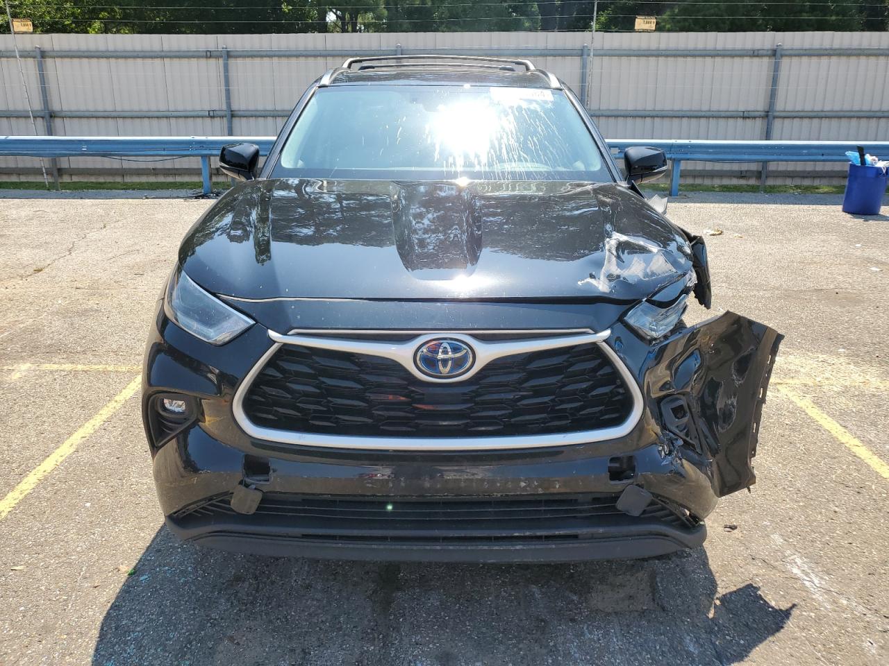 TOYOTA HIGHLANDER HYBRID XLE