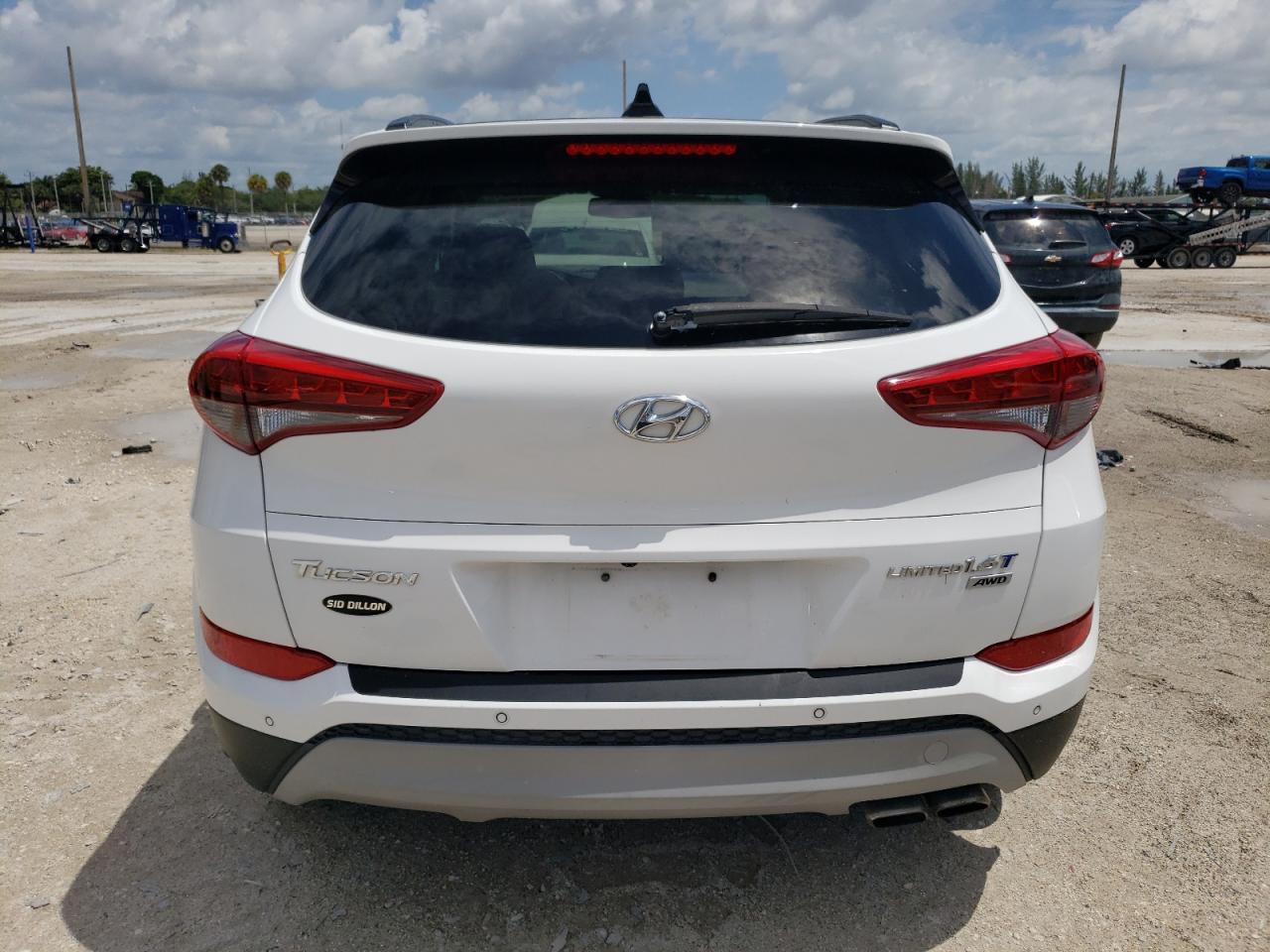 KM8J3CA22HU295549 2017 Hyundai Tucson Limited