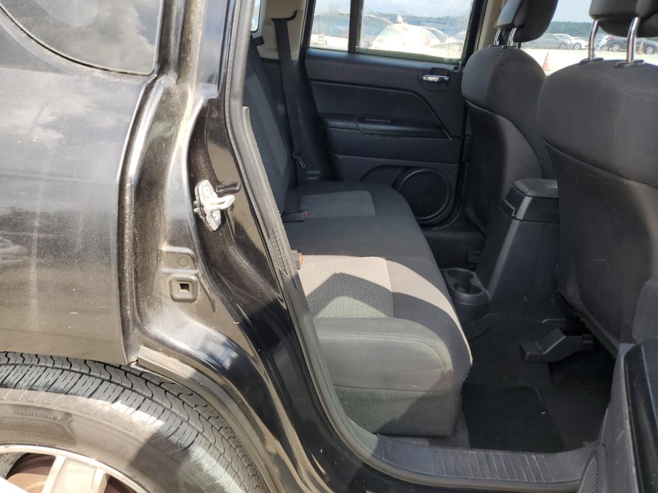 1J4NT4FB6AD554127 2010 Jeep Compass Sport