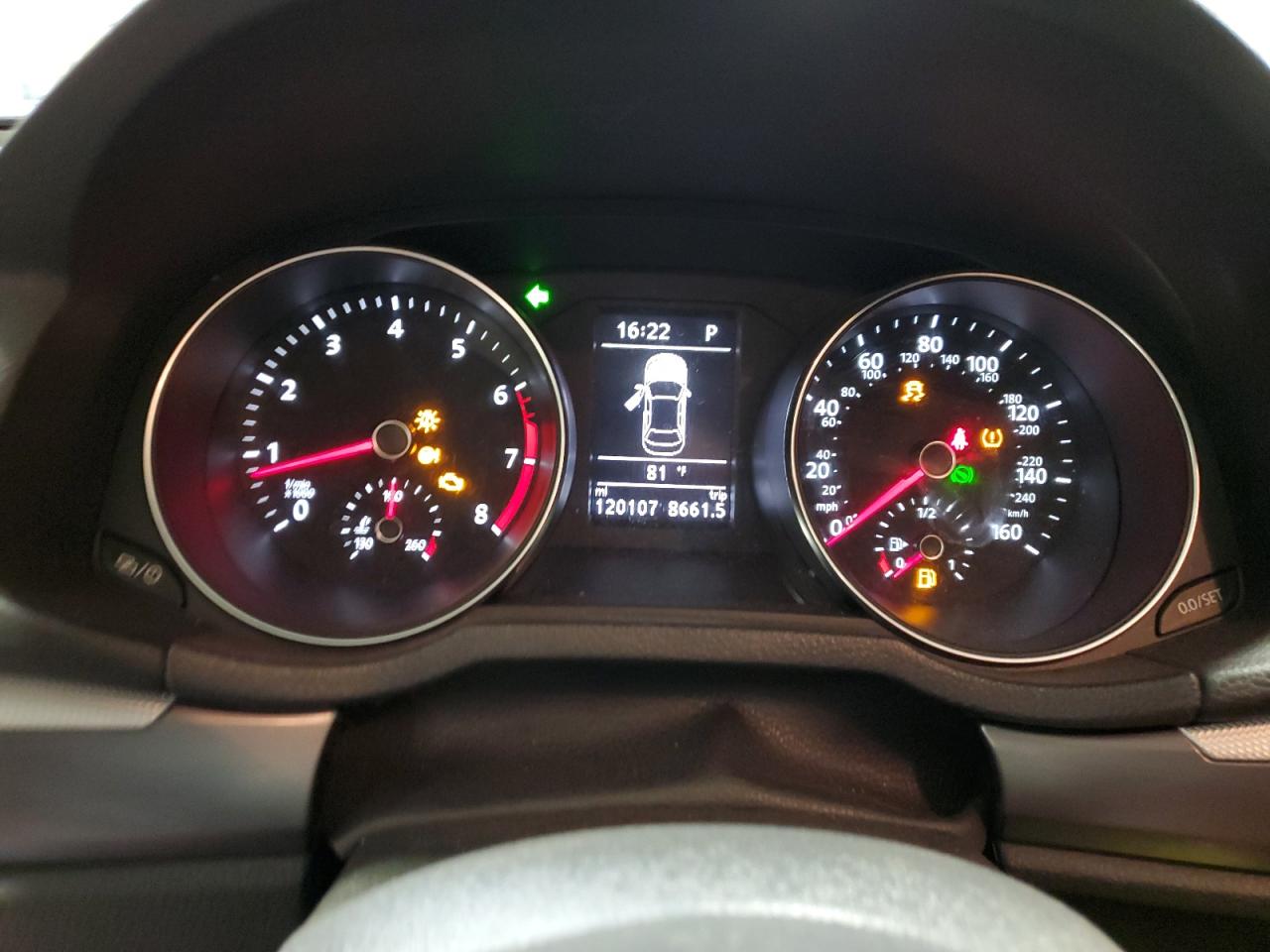 1VWAA7A31JC026400 2018 Volkswagen Passat S