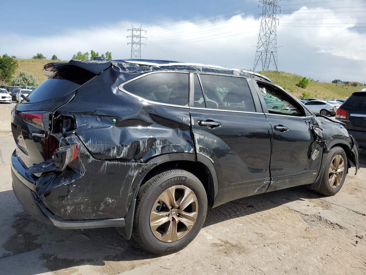 Lot #2751731988 2023 TOYOTA HIGHLANDER