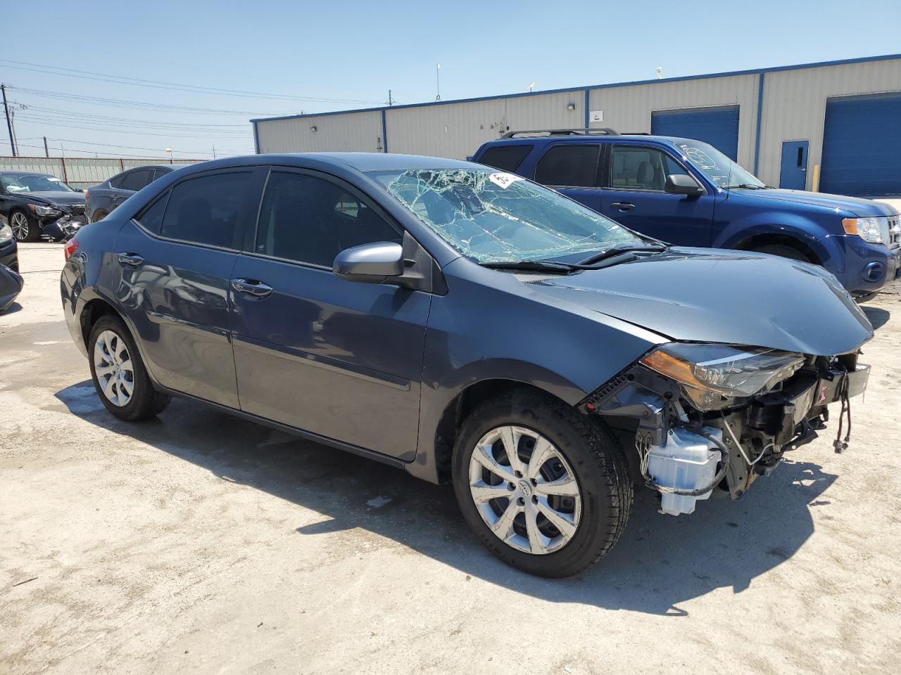 2018 Toyota Corolla L vin: 5YFBURHEXJP743323