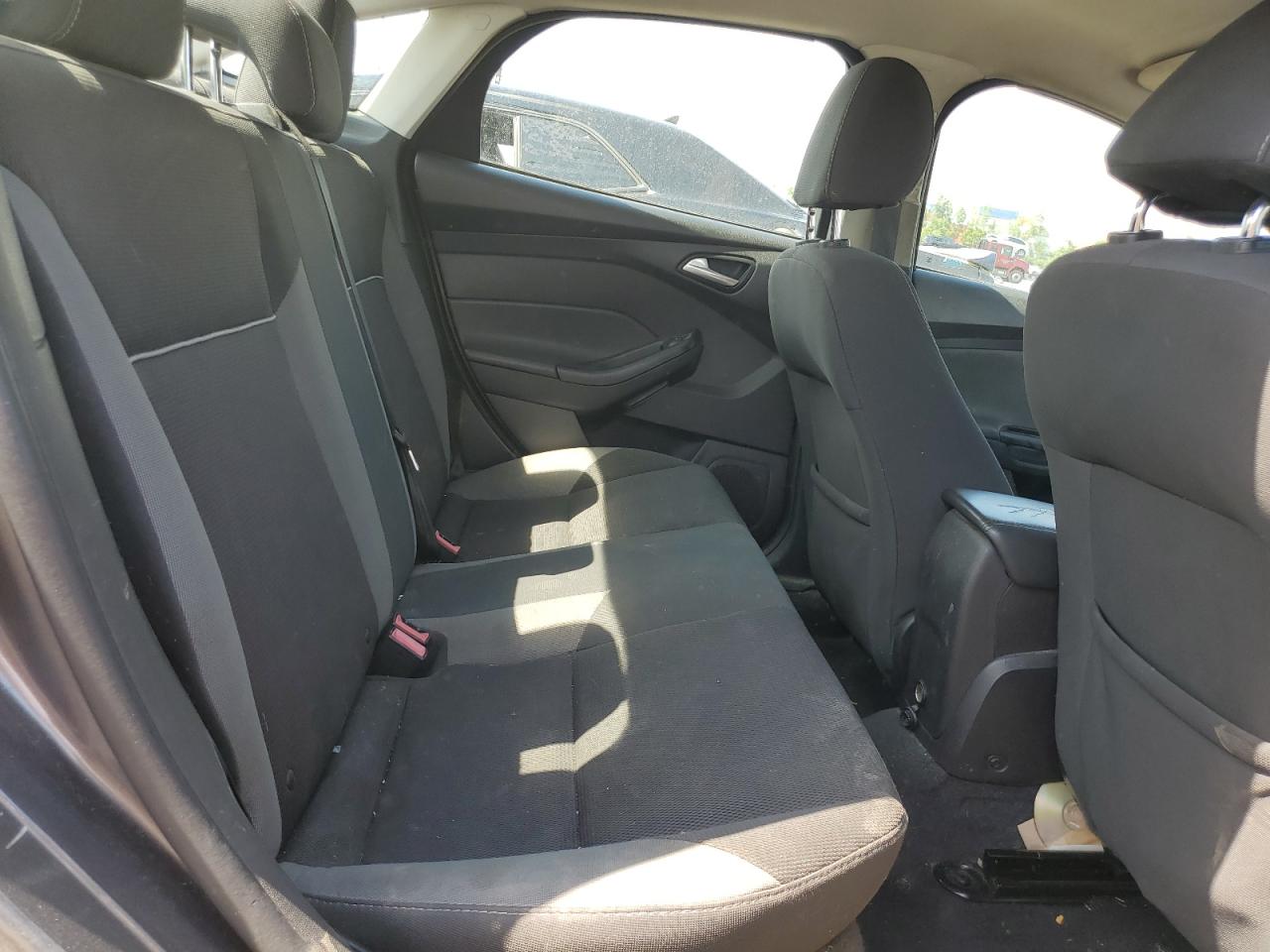 1FADP3F23EL311862 2014 Ford Focus Se