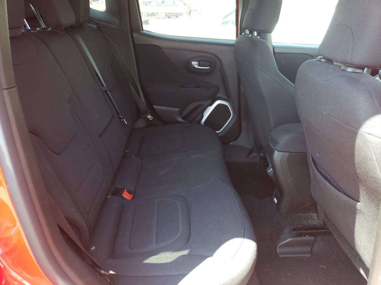 ZACCJABB0JPJ60399 2018 Jeep Renegade Latitude