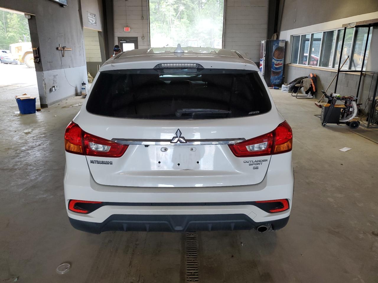JA4AR3AU5KU023924 2019 Mitsubishi Outlander Sport Es