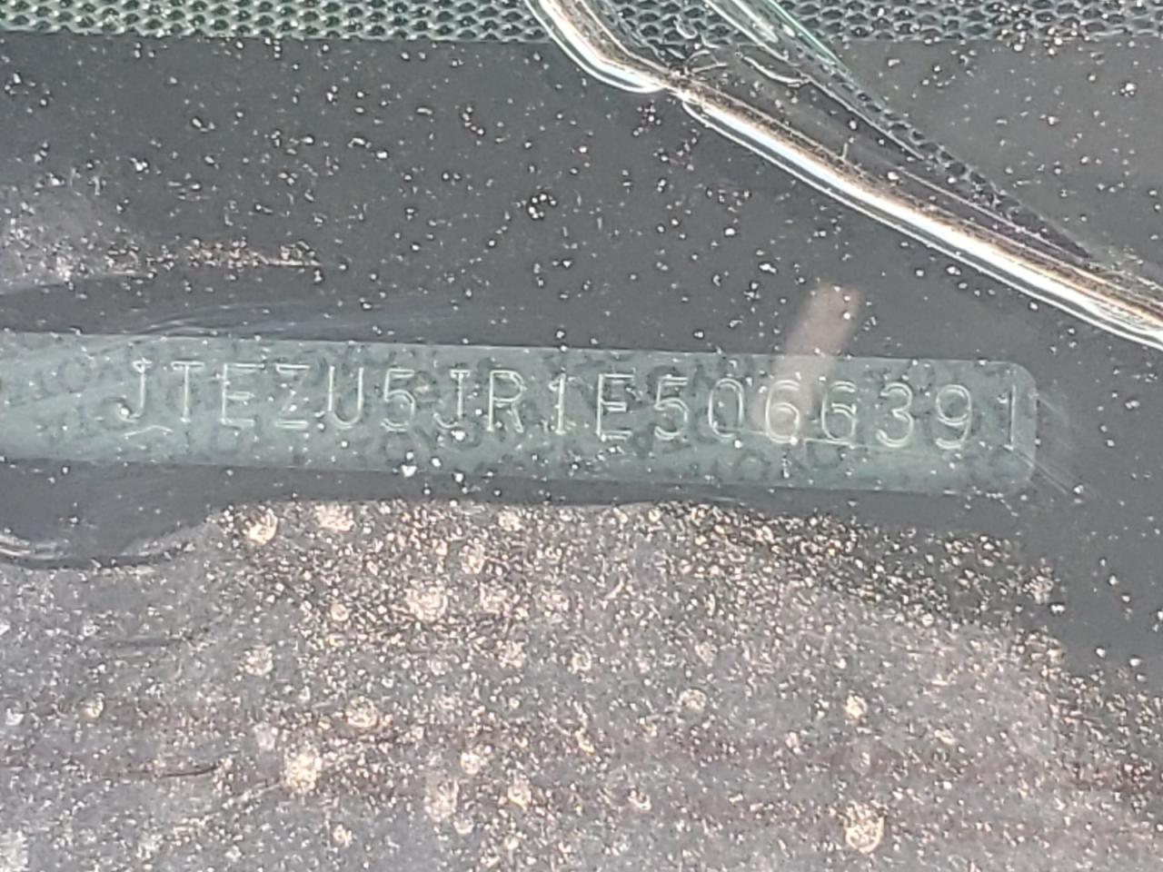 JTEZU5JR1E5066391 2014 Toyota 4Runner Sr5