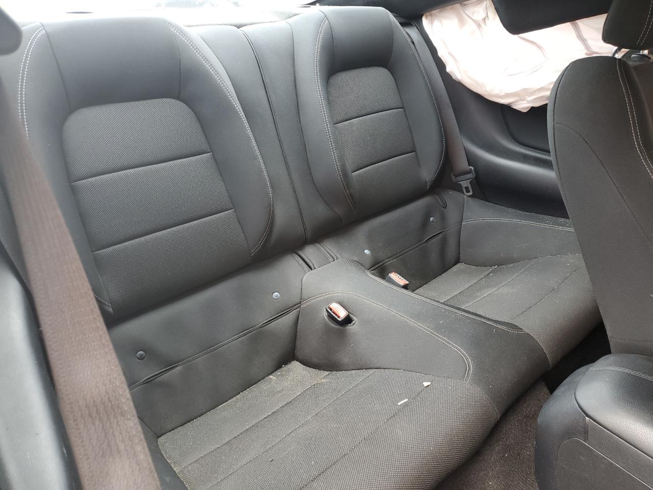 1FA6P8AM3F5306858 2015 Ford Mustang