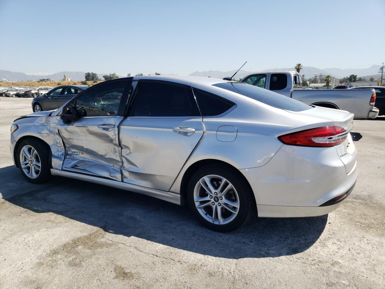 3FA6P0UU2JR110364 FORD FUSION 2018