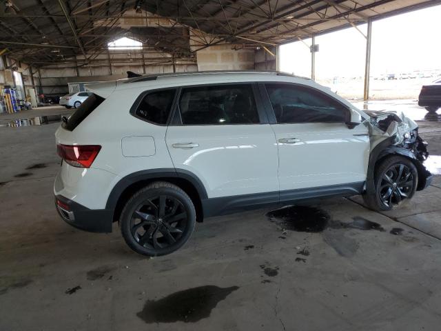 3VVTX7B29NM039417 2022 Volkswagen Taos Se