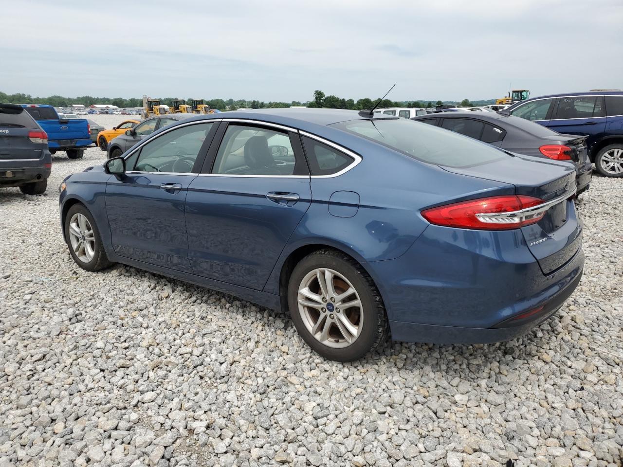 3FA6P0HD0JR245613 FORD FUSION 2018
