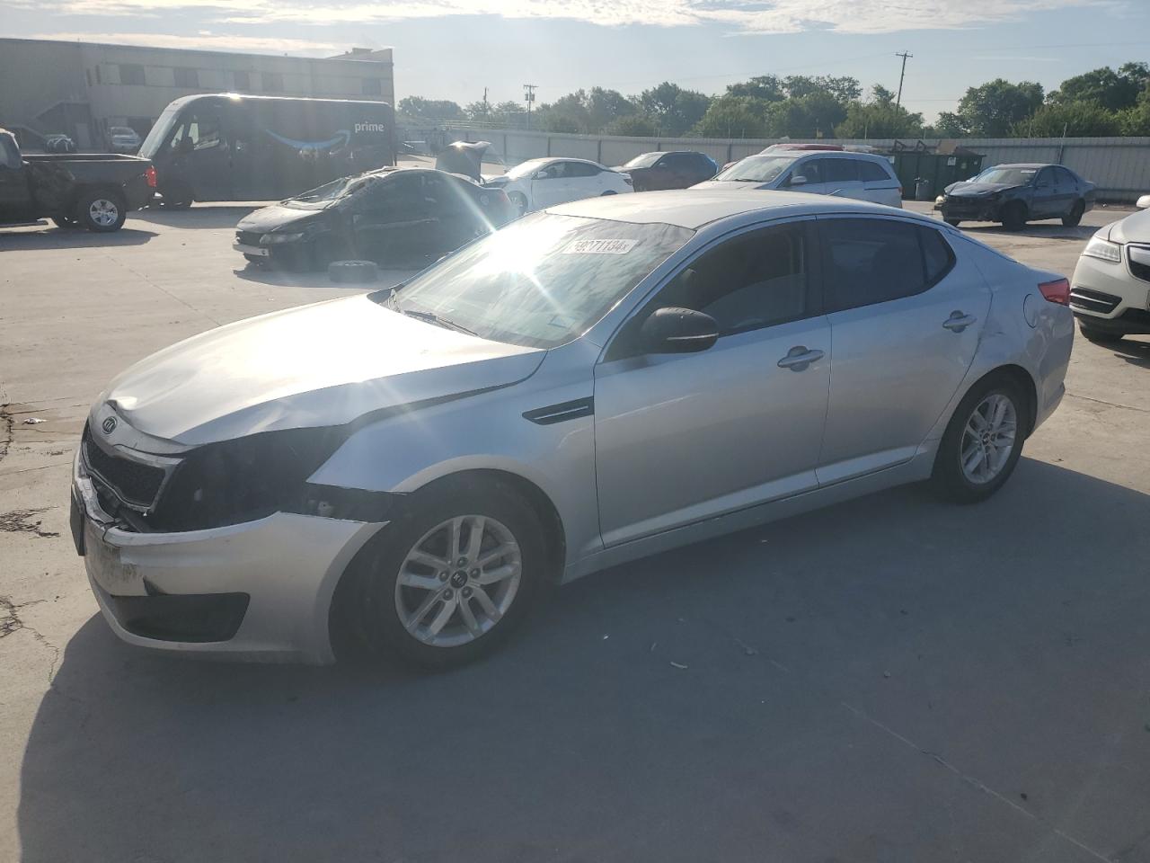 KNAGM4A71B5165709 2011 Kia Optima Lx