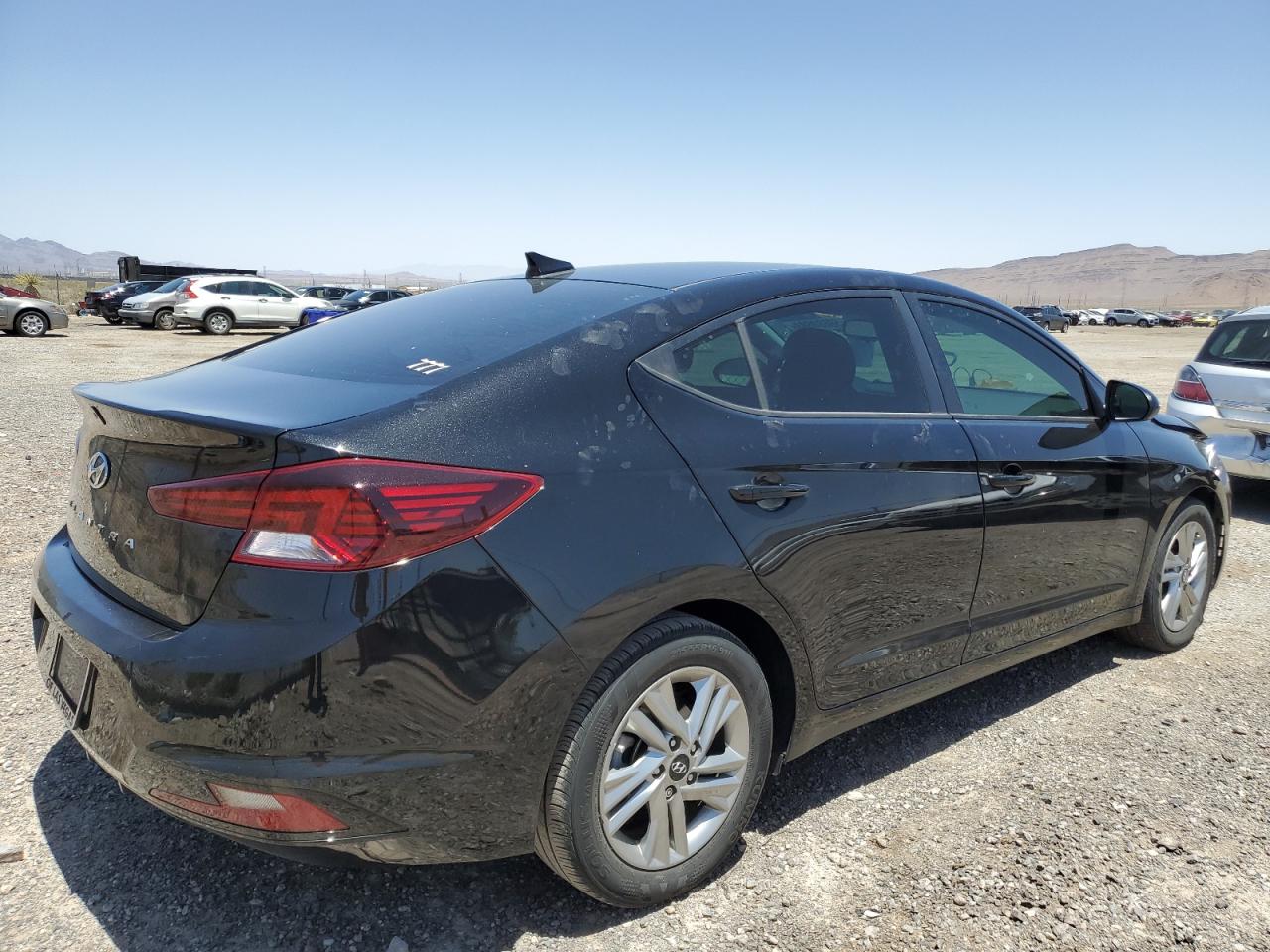 2020 Hyundai Elantra Sel vin: KMHD84LF2LU070416