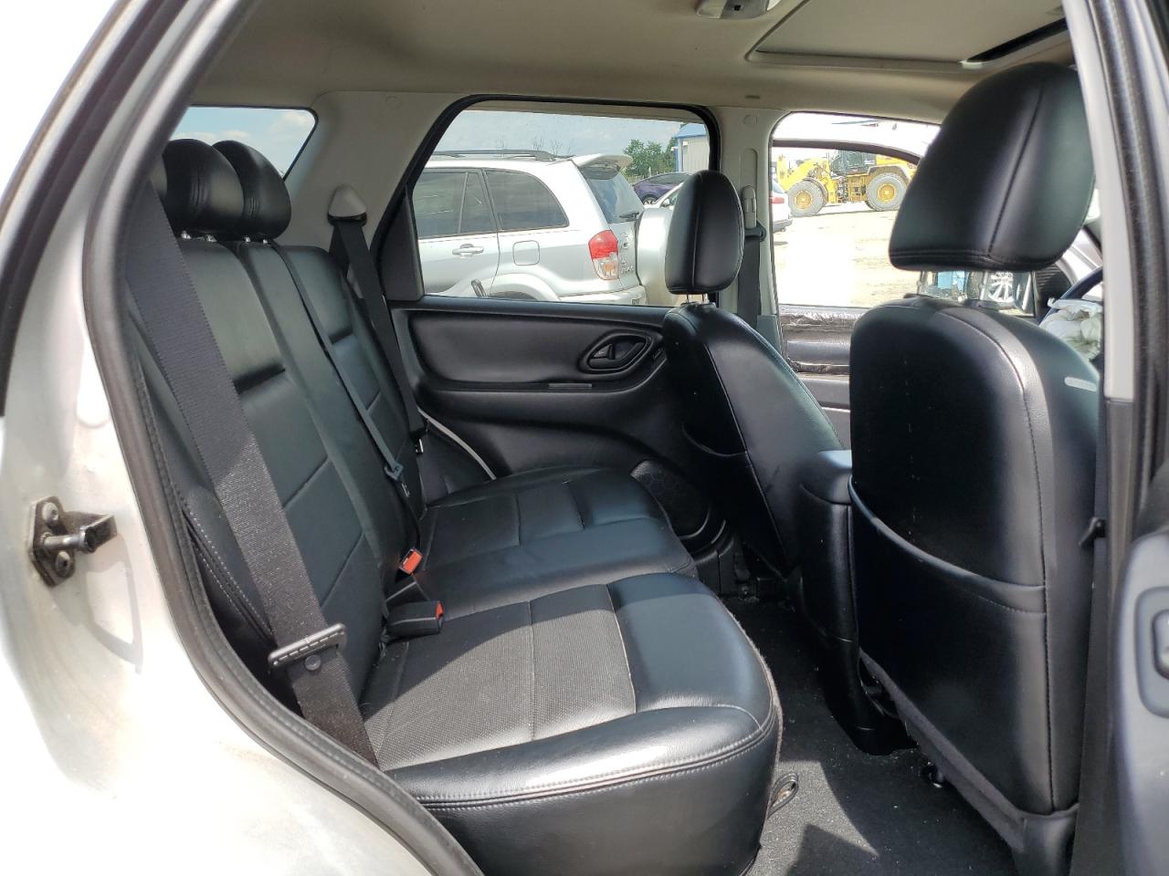 1FMCU94175KB36657 2005 Ford Escape Limited