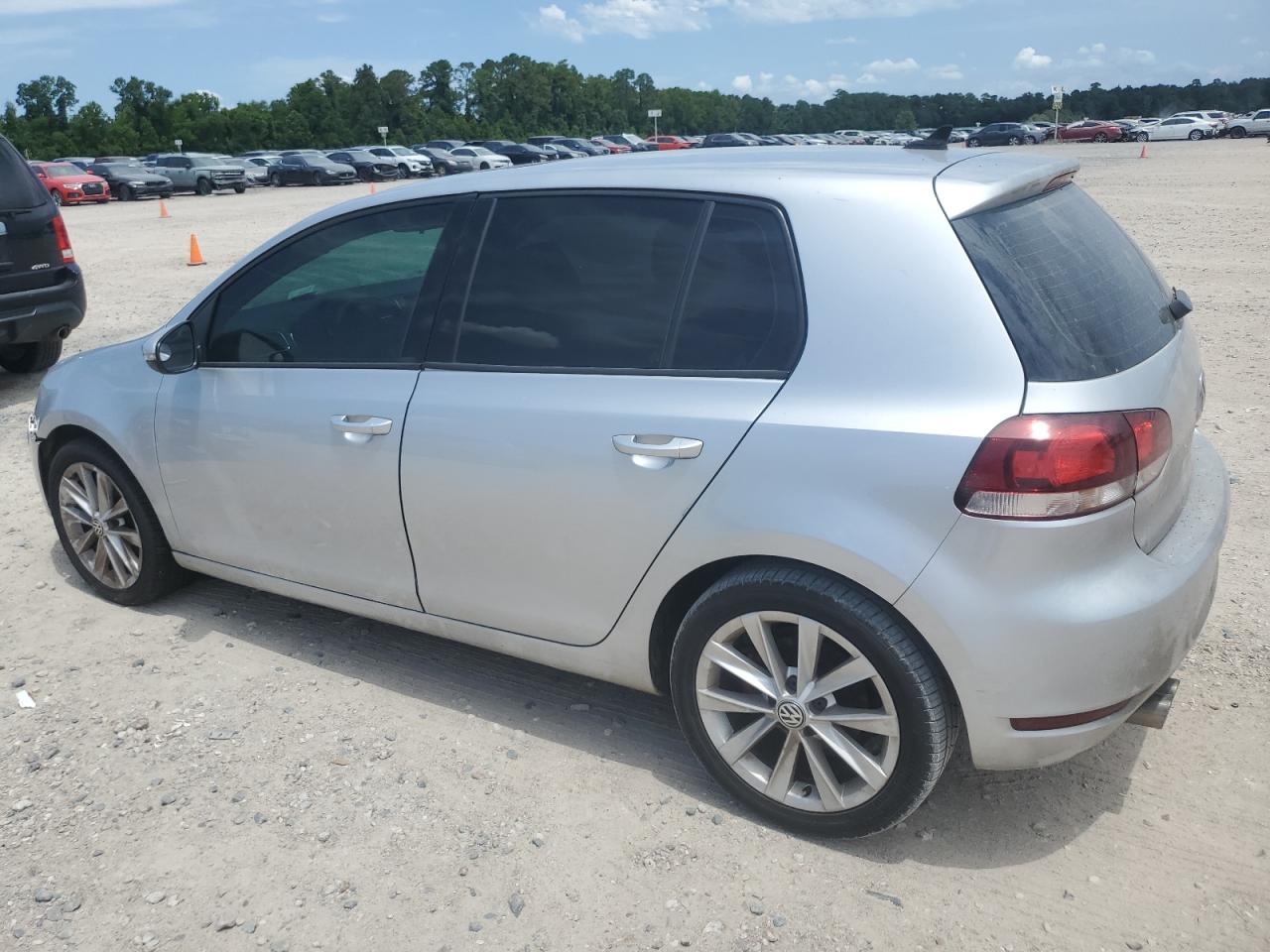 2012 Volkswagen Golf vin: WVWDM7AJ9CW333238