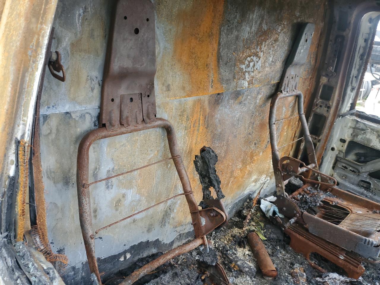 7GZ37TC7XMN008119 2021 GMC Savana Cutaway G3500