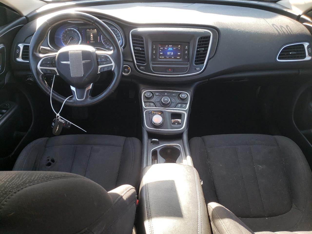 2015 Chrysler 200 Limited vin: 1C3CCCAB8FN680610