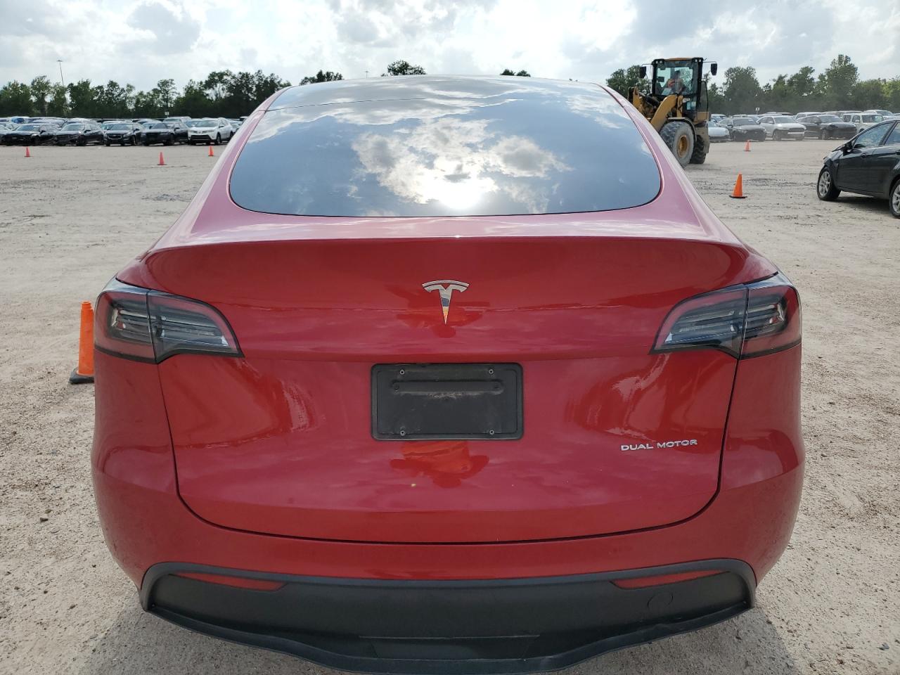 7SAYGAEE2PF874535 2023 Tesla Model Y