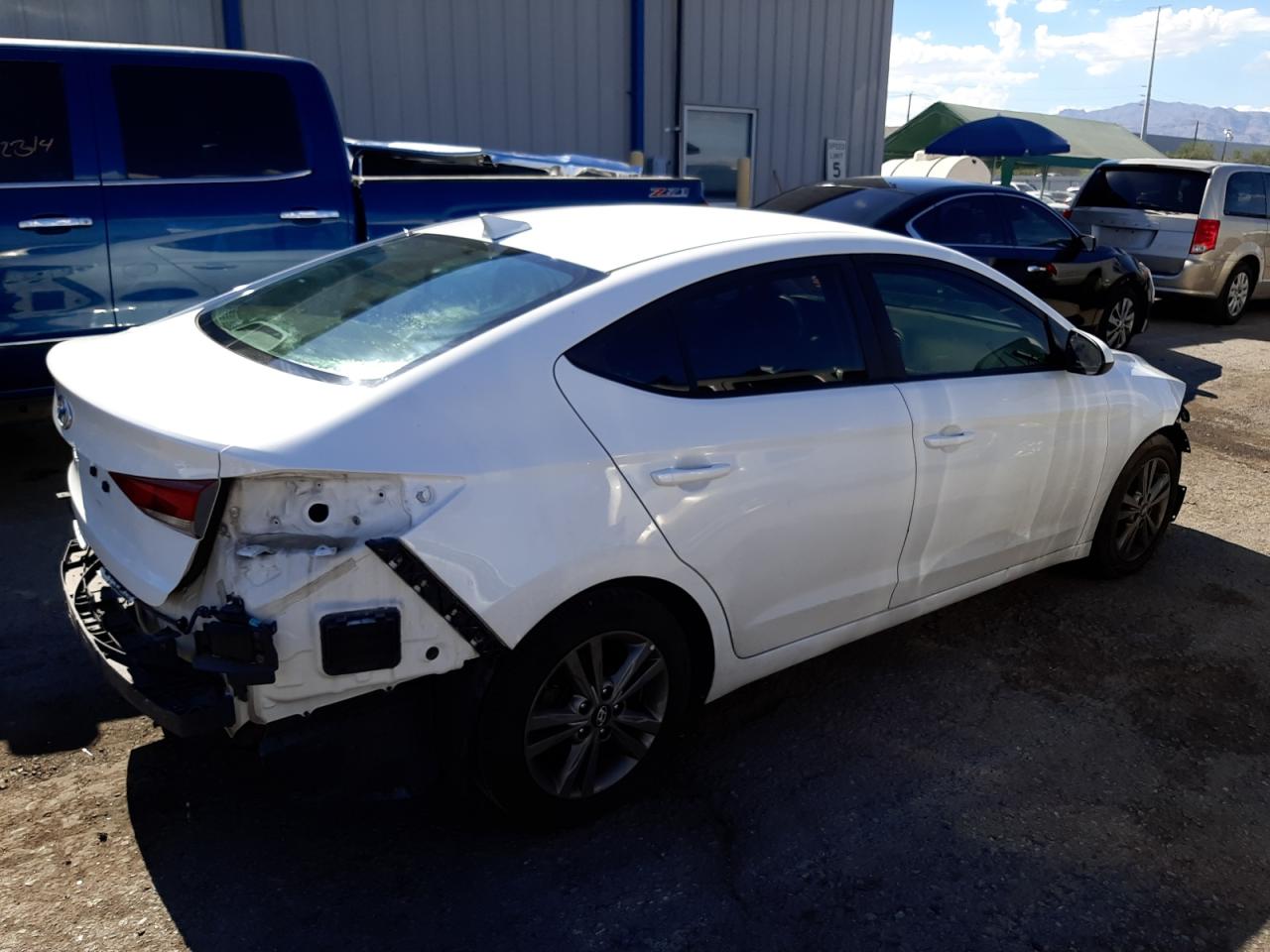 Lot #2731161423 2018 HYUNDAI ELANTRA SE