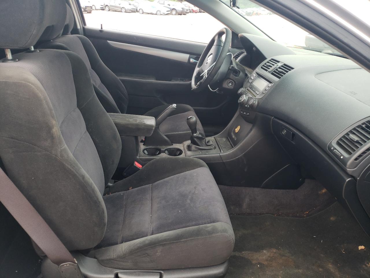 1HGCM71284A017821 2004 Honda Accord Lx