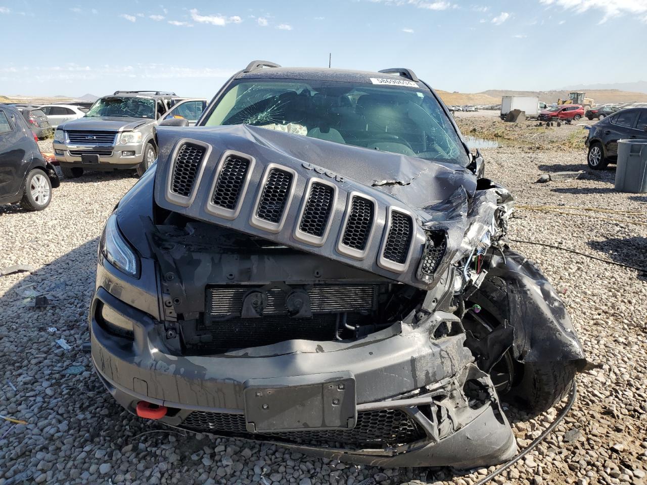 2015 Jeep Cherokee Trailhawk vin: 1C4PJMBS5FW664981