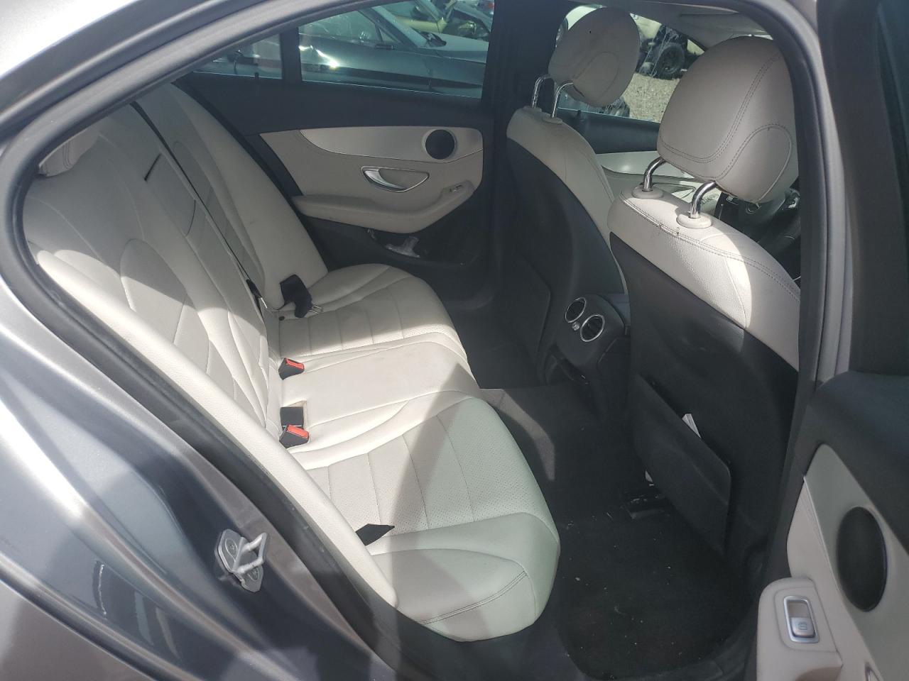 55SWF4JBXGU112492 2016 Mercedes-Benz C 300