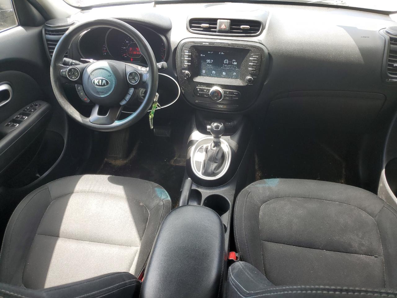 KNDJP3A58J7508592 2018 Kia Soul +