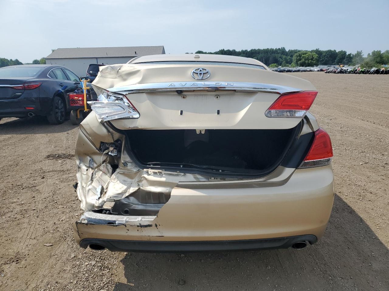 4T1BK3DB4BU393203 2011 Toyota Avalon Base